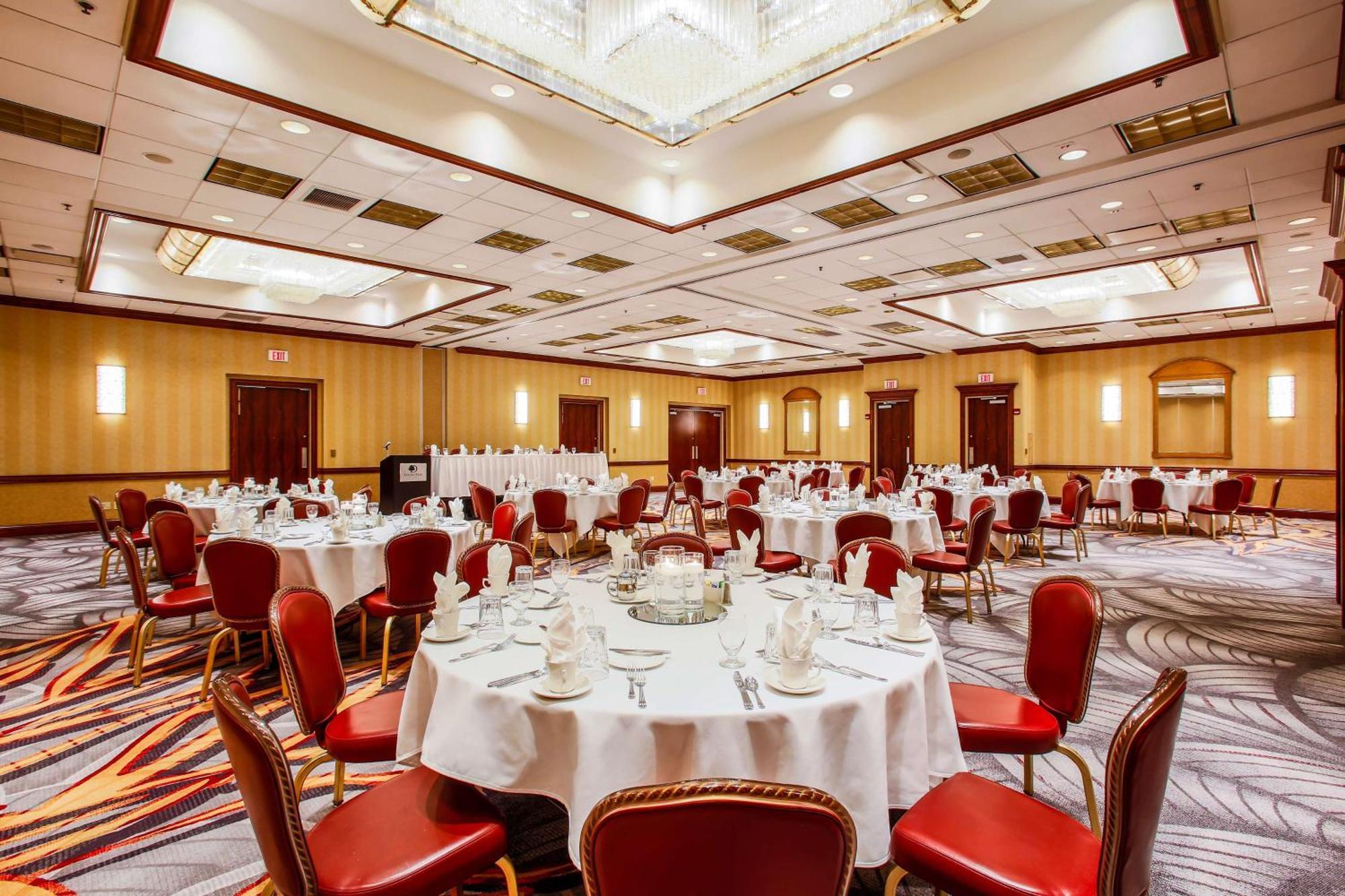 Doubletree By Hilton Chicago/alsip Alsip