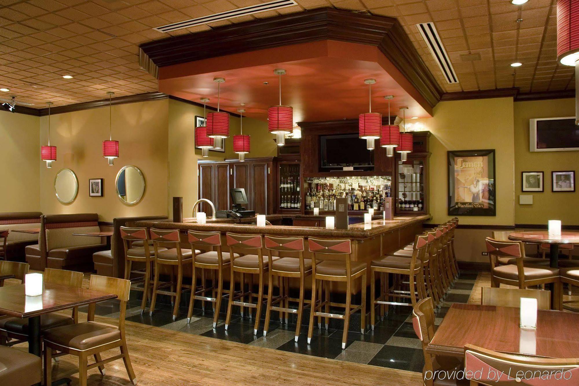 Hotel Doubletree By Hilton Chicago/alsip Alsip
